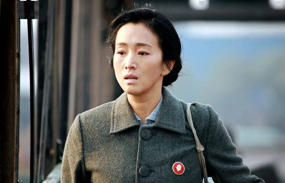 点击查看高清剧照2014年,张艺谋拍《归来》,女主钦定为巩俐.