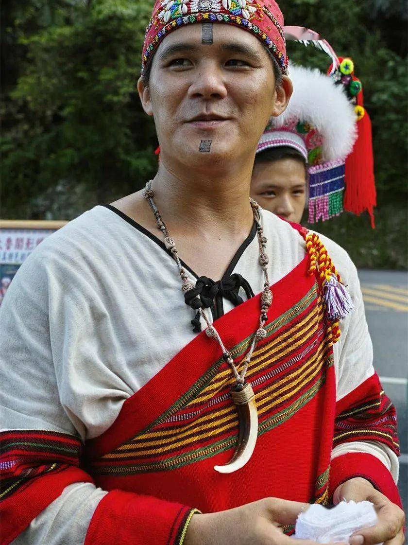 泰雅人高山族主要居住在中国台湾地区,也有少数散居在福建,浙江省等