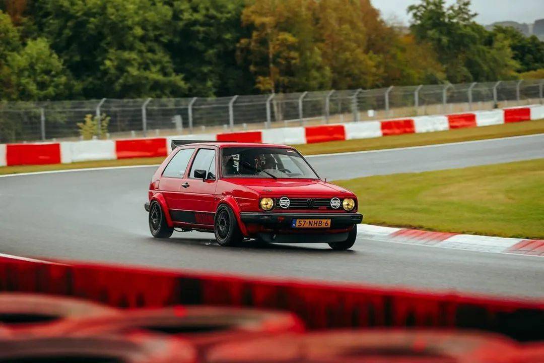 赛道小王子高尔夫vr6mk2纽北赛道的红色闪电