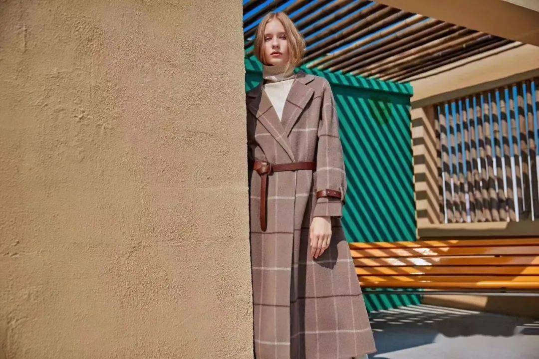 科罗迪2020秋冬女装大衣