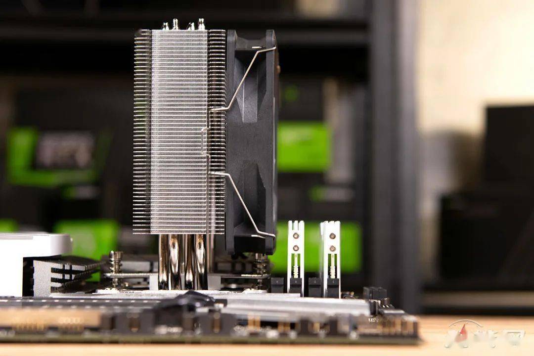 雅浚basic3b3首发图赏699元的四热管入门级风冷散热器