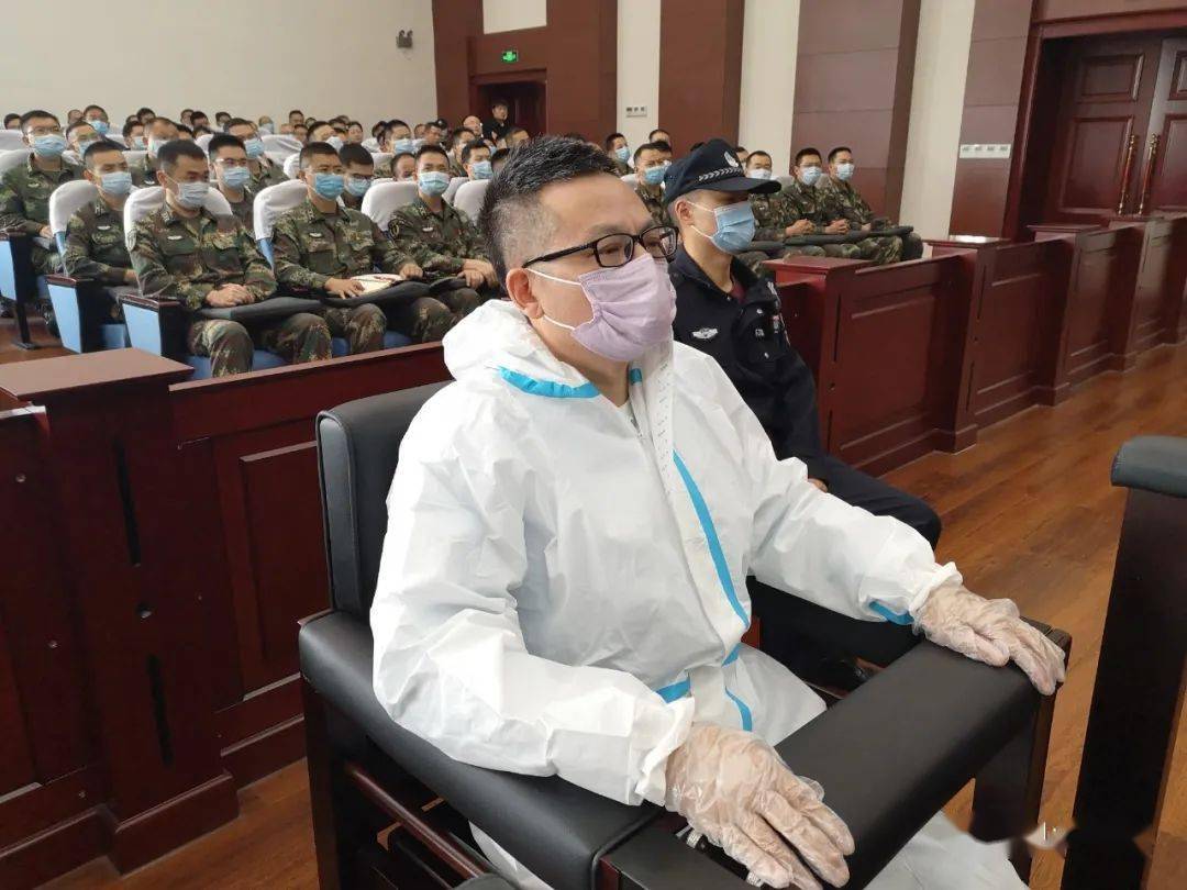 涉嫌受贿罪黄山市人民政府原副秘书长刘勇受审