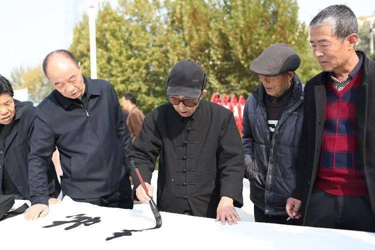 农民有了自己的书画协会啦~_泾阳