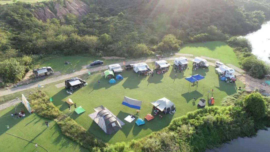图:白鹭湖房车营地图:越野车基地图:热气球白鹭湖是一个非常浪漫的