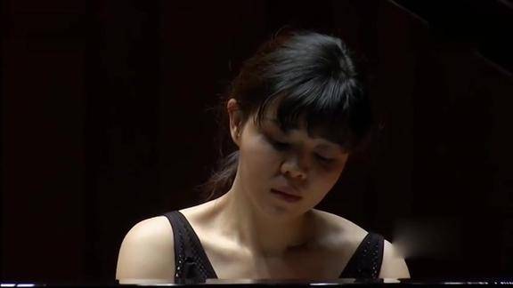 陈萨演奏舒伯特即兴曲d935op142