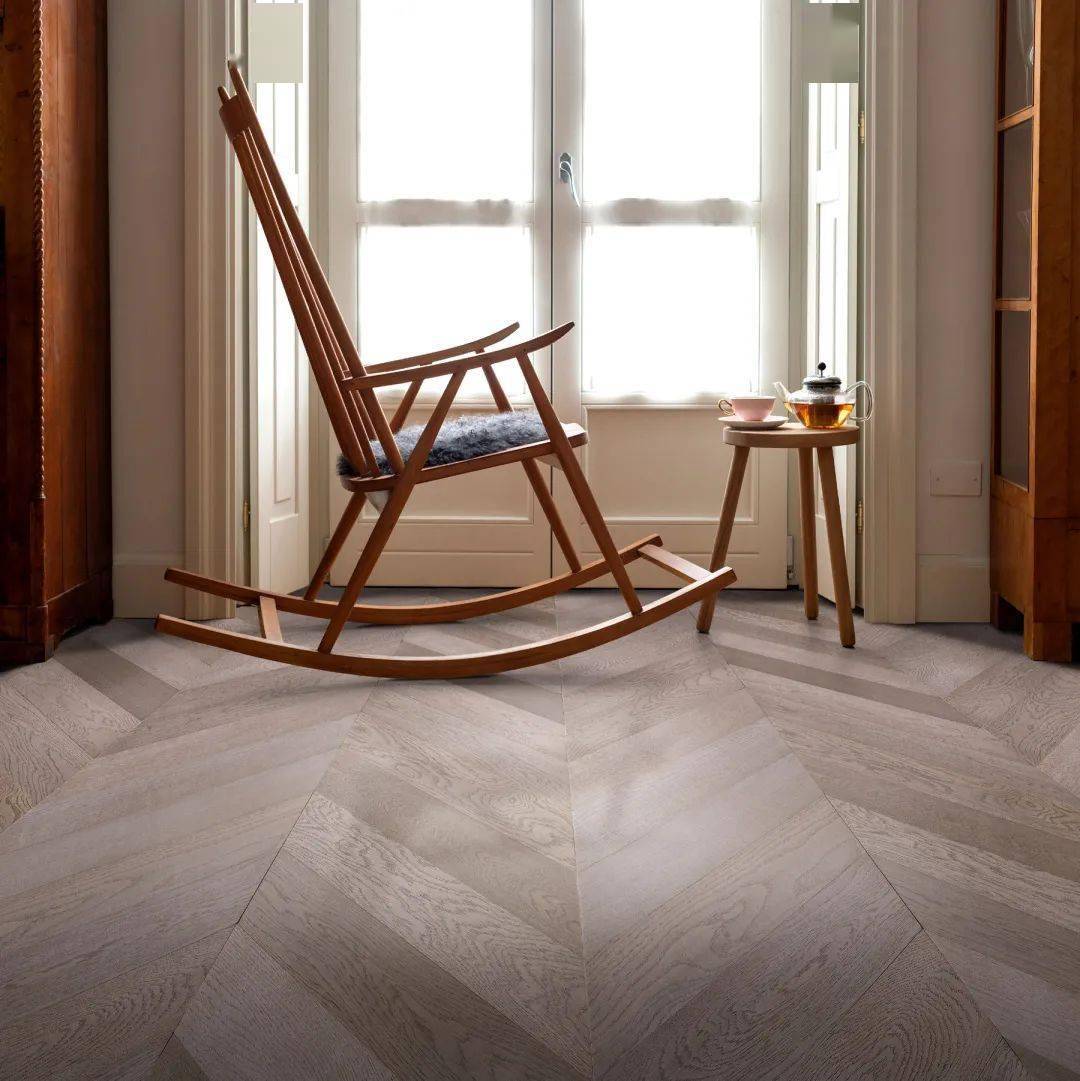 方圆地板源于树木止于艺术