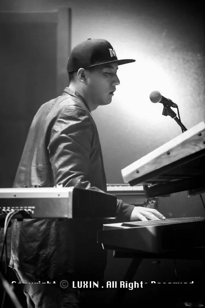 演出回顾mojohand兰州站嘉宾杨策三重奏charlesstrio大卫魏新水