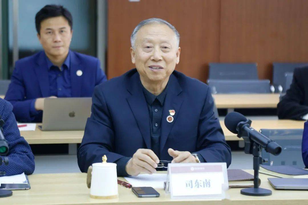 华炬进行时山西省司法厅李云涛副厅长一行莅临华炬视察调研