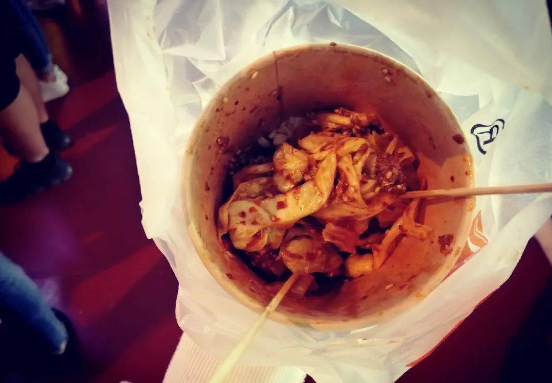 夜市丨听说天津师范大学西门小吃街回归啦