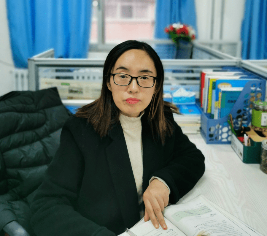 化学课程时间:11月8日周日晚8:10授课老师:东升二中 上官玉辉授课科目