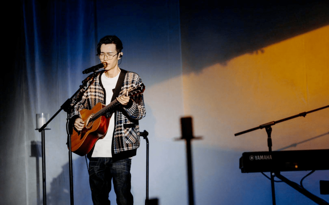 这就是一首写给你听的一个lovesong方大同尤克里里吉他弹唱谱