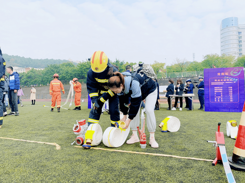 面对疾风吧 !"蓝朋友"带你参加消防运动会啦~_活动