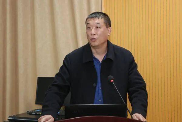 育"工作学院代表,医学院党委书记赵胜基,马克思主义学院党委书记孙刚