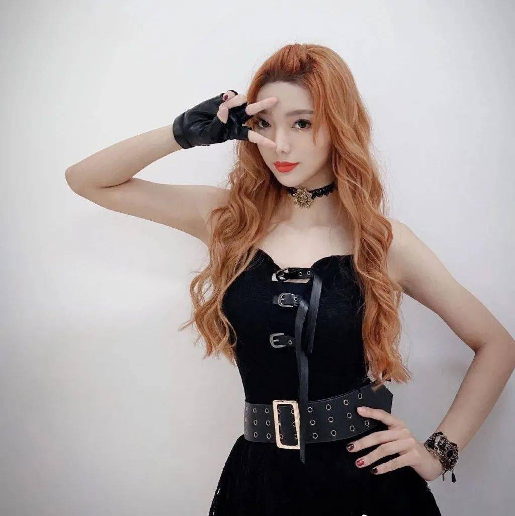 微信头像李紫婷mim