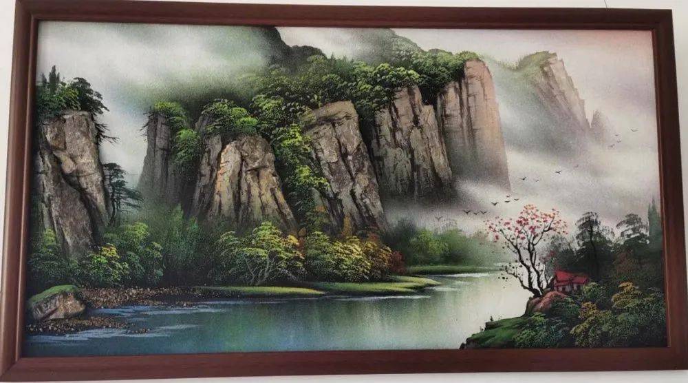 在六枝,有这样一位退役军人,能在石头上作画~~_砂石