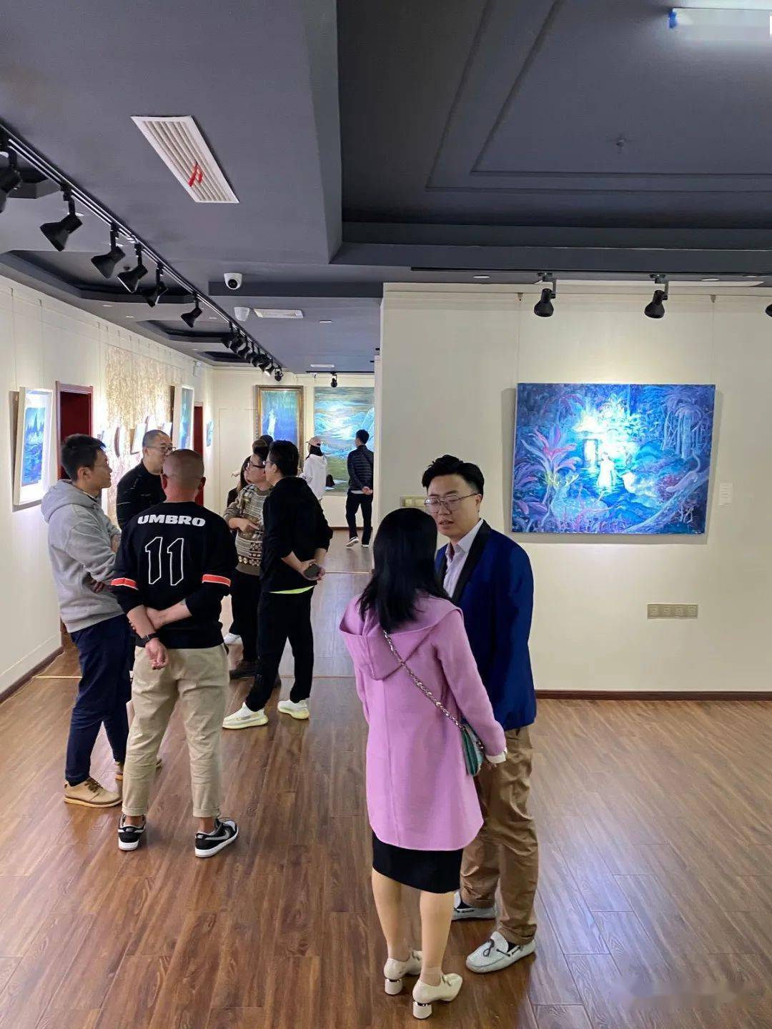 展览来更斯艺术馆探秘朱东升的汲谧灵之境