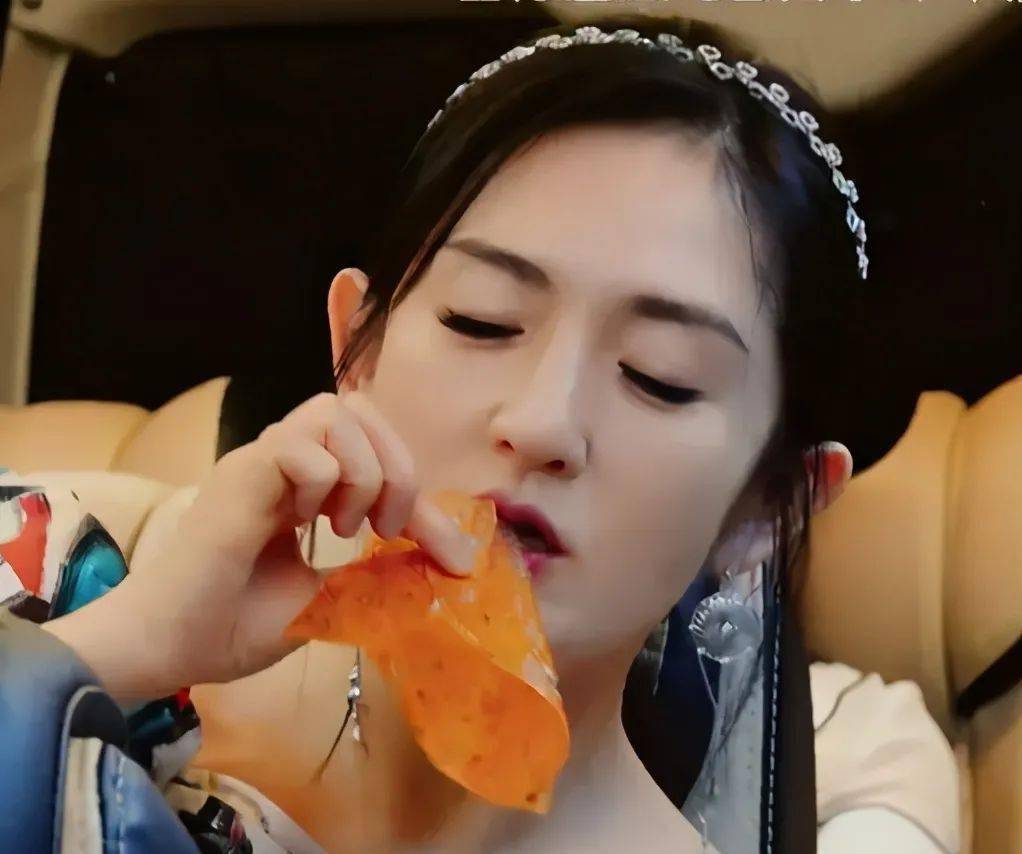 盘点几位娱乐圈爱吃辣条的艺人,快来看看,是否有你家爱豆