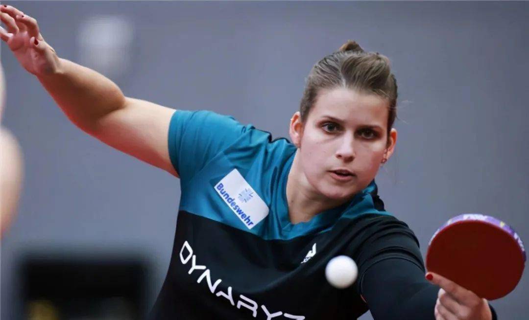 爆4冷门!中国选手4-2淘汰德乒一姐,2强敌进16强国乒警惕