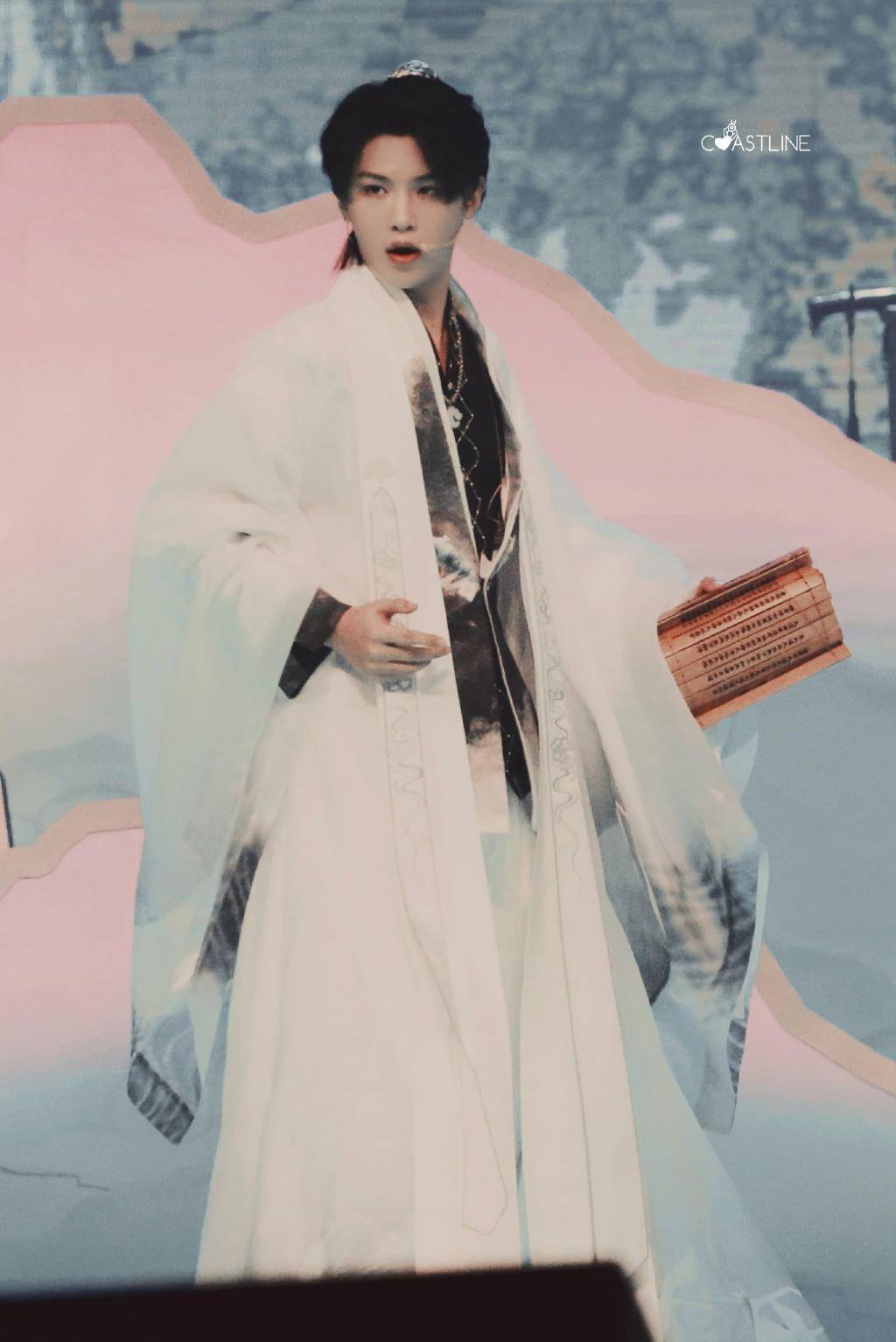 justin古装彩排路透率先曝光小黄公子风度翩翩玉树临风