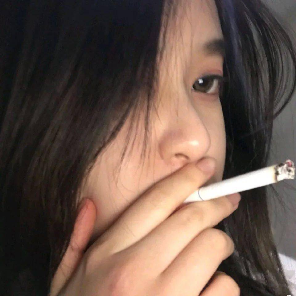 高清女生头像抖音很火的女头像