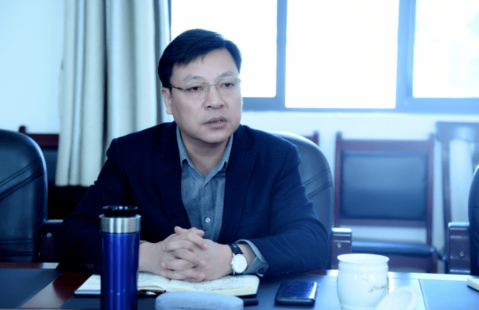 邵阳交通:将扬子巴士公司打造成政府放心,群众称心,员工安心型企业