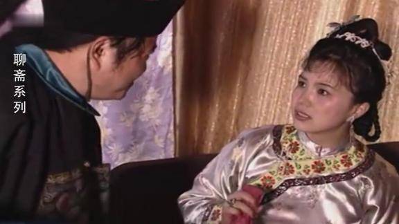 聊斋县令为升官发财把糟糠之妻卖给奴才老天爷都看不下去了