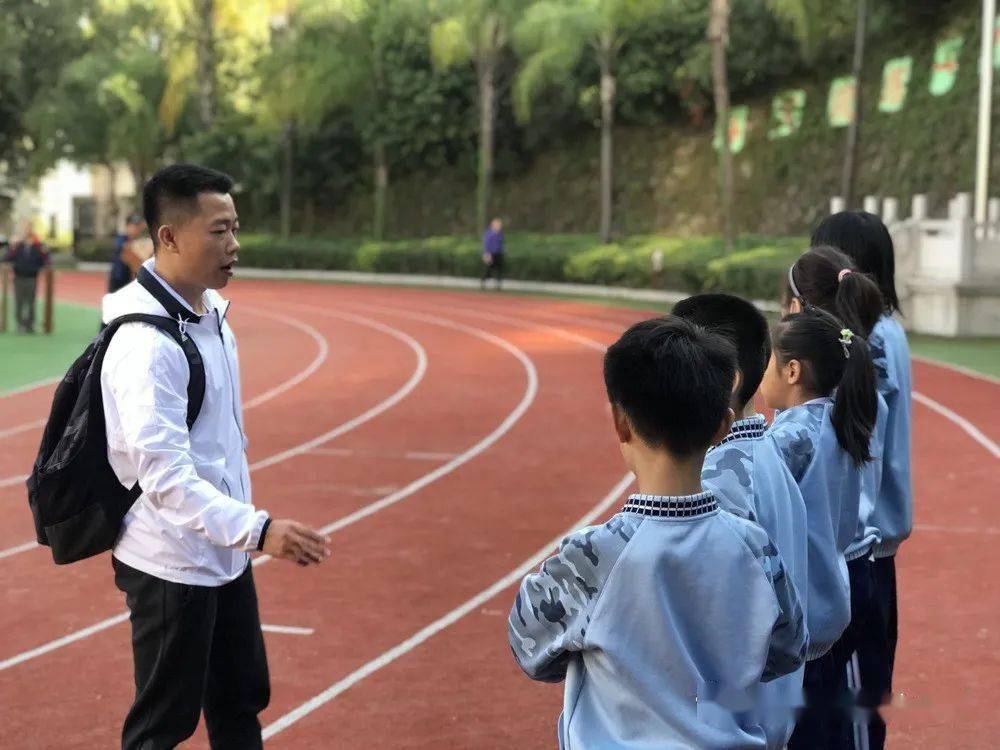 福州市鼓山中心小学参加晋安区第43届田径运动会获得小学综合一组