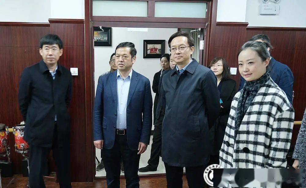 双十一文明美食日启动仪式暨餐餐有礼筷筷感恩主题活动于我校举办