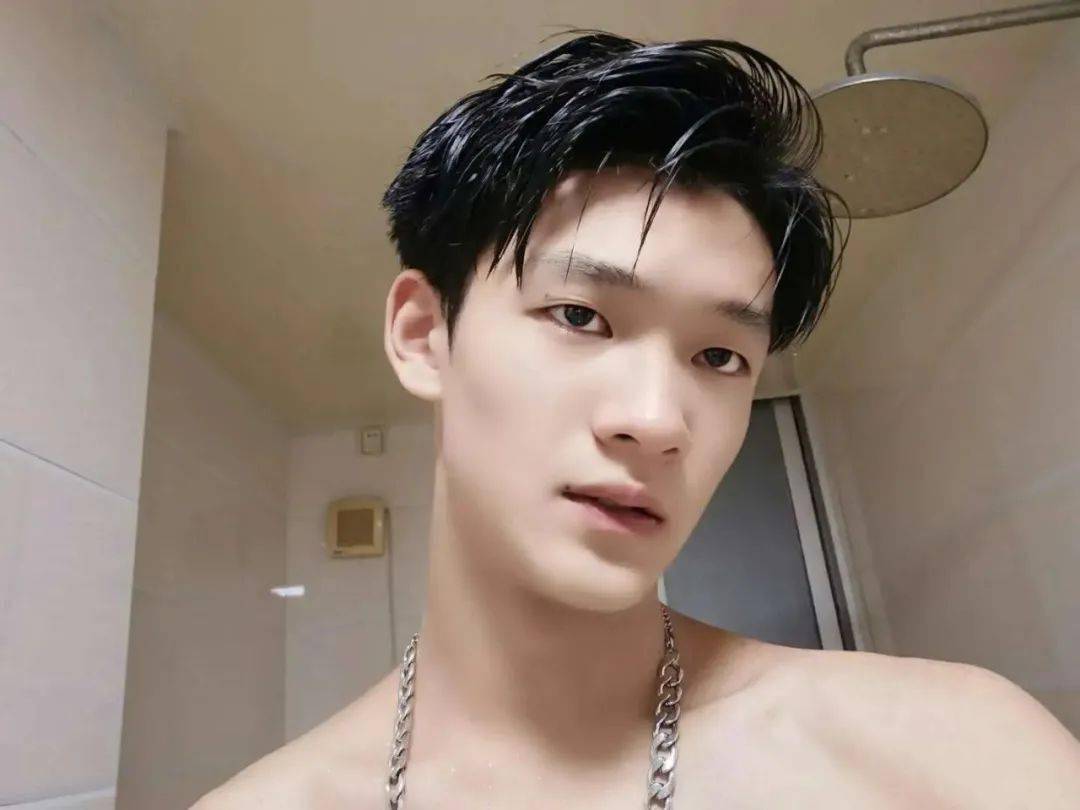 广州校园男神评选第二组有你学校的男生吗