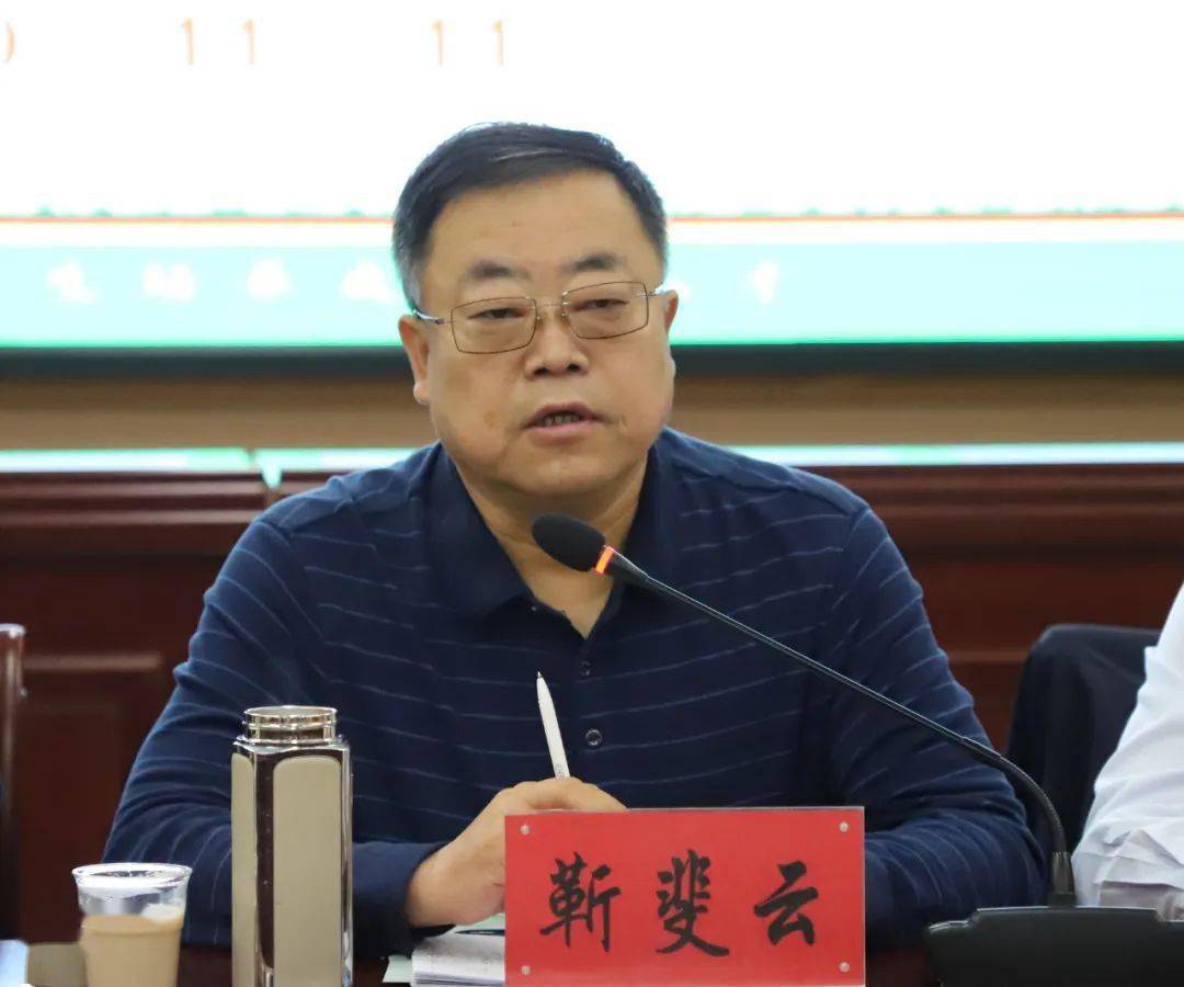 头条旗教体局深入准旗一中开展两进四谈一解决高考备考专题调研