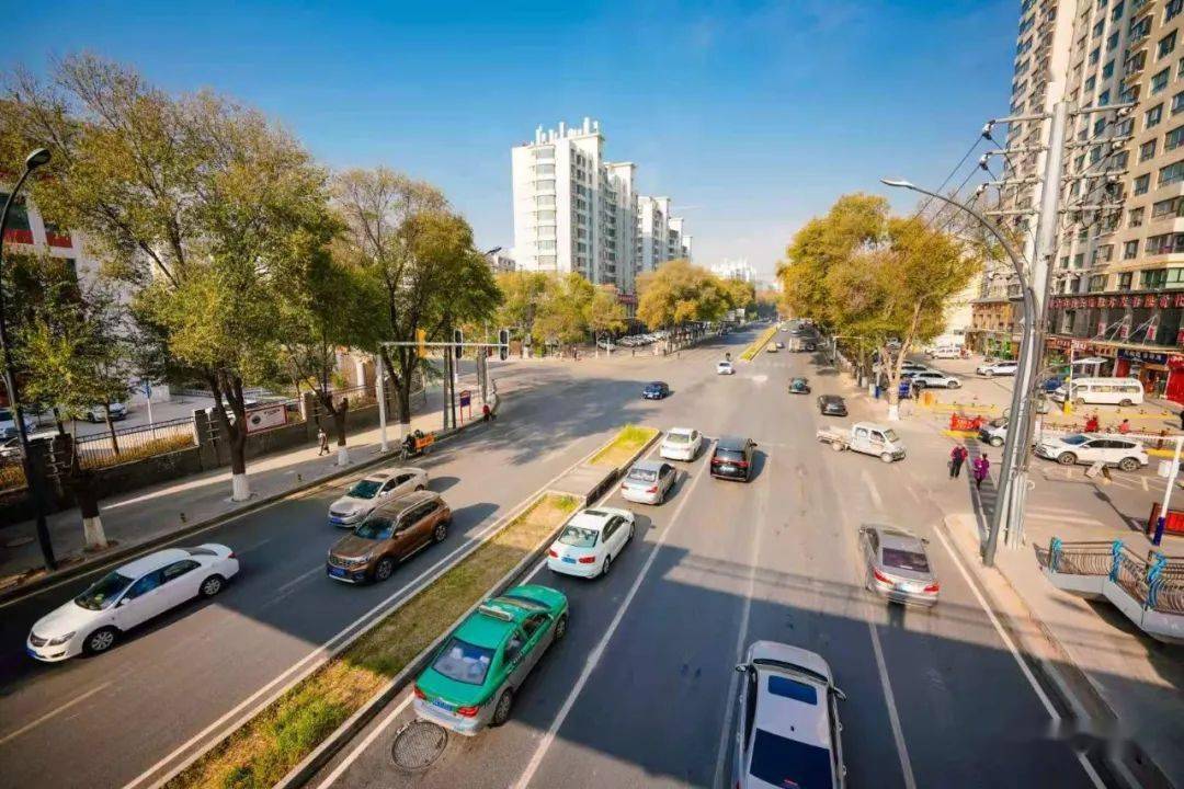 西宁八一路通车了