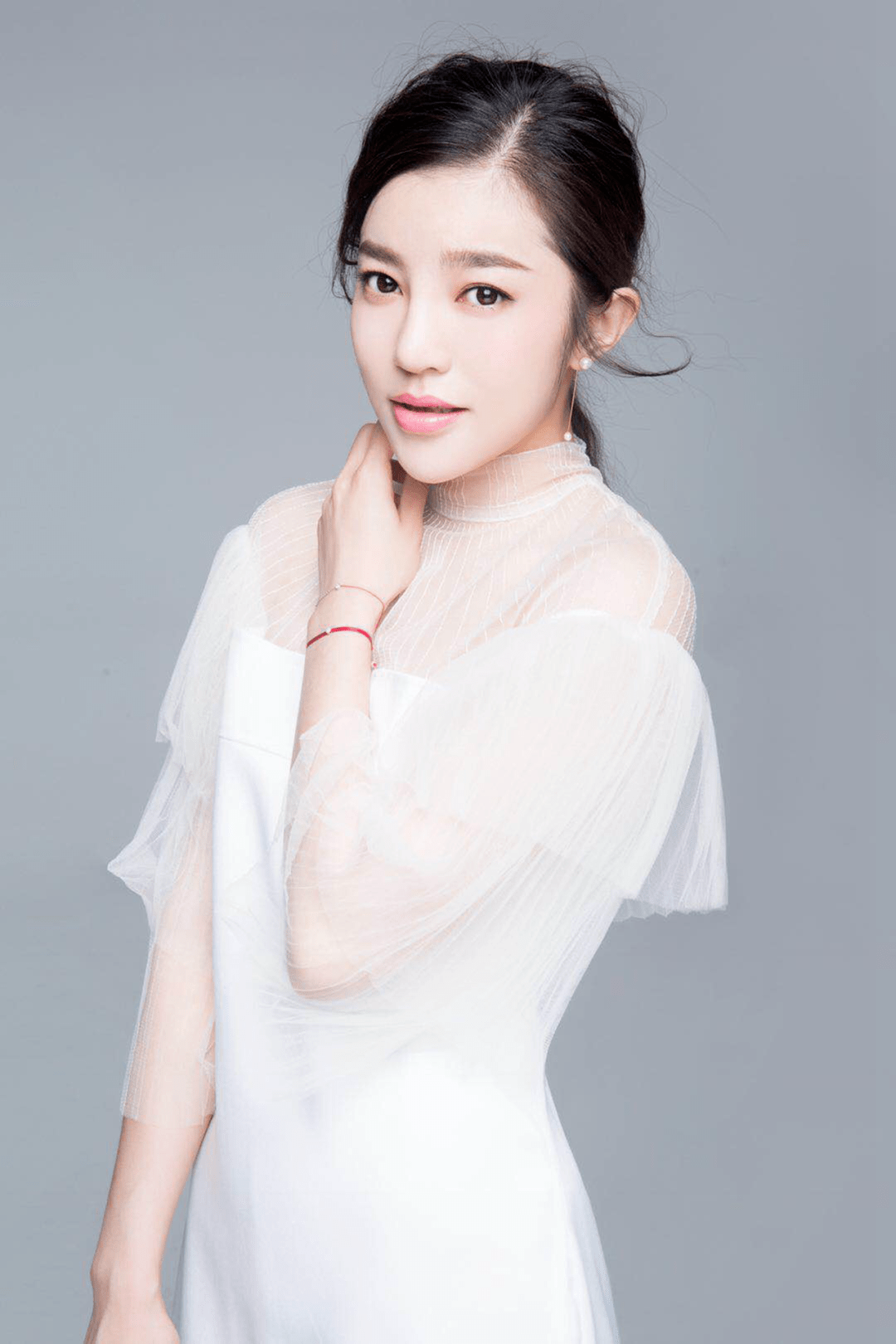 喻越越一缕飞虹舞动盛世霓裳,专场晚会上精彩的舞蹈《飞天彩虹》