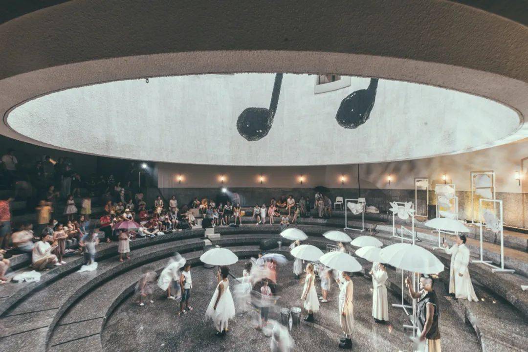 跟老顽童孟京辉到剧场里玩个痛快