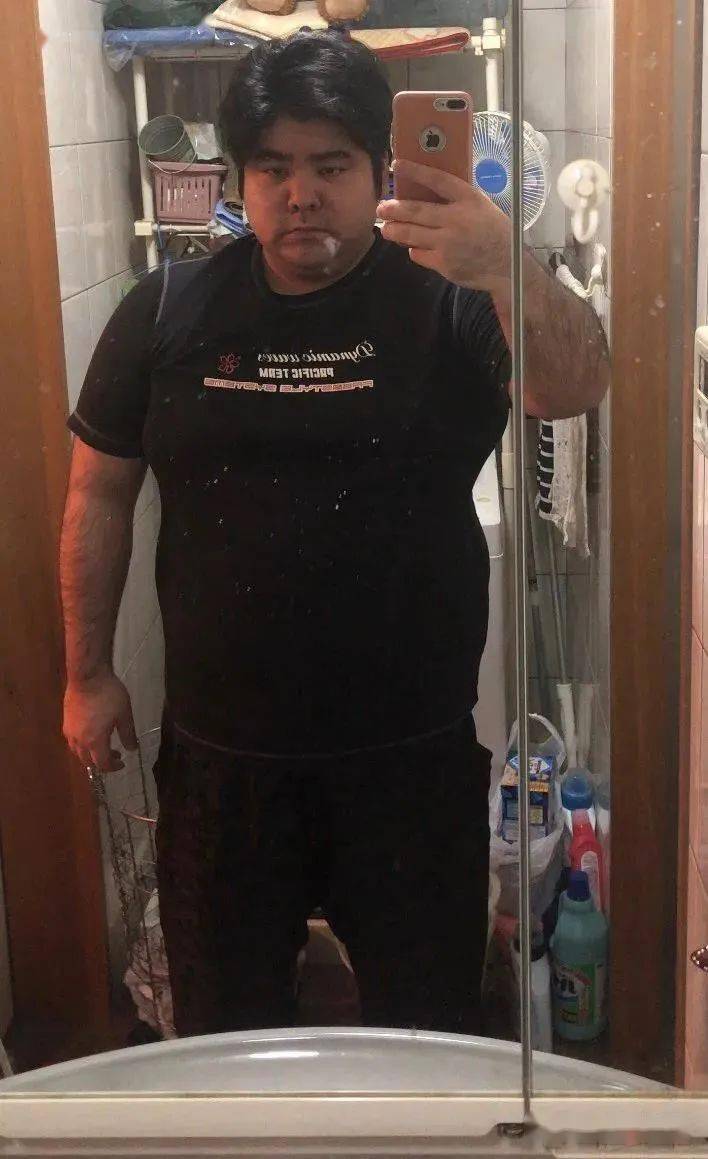 日本肥宅狂减140斤,变身彭于晏!网友:这不是减肥,这是换头!