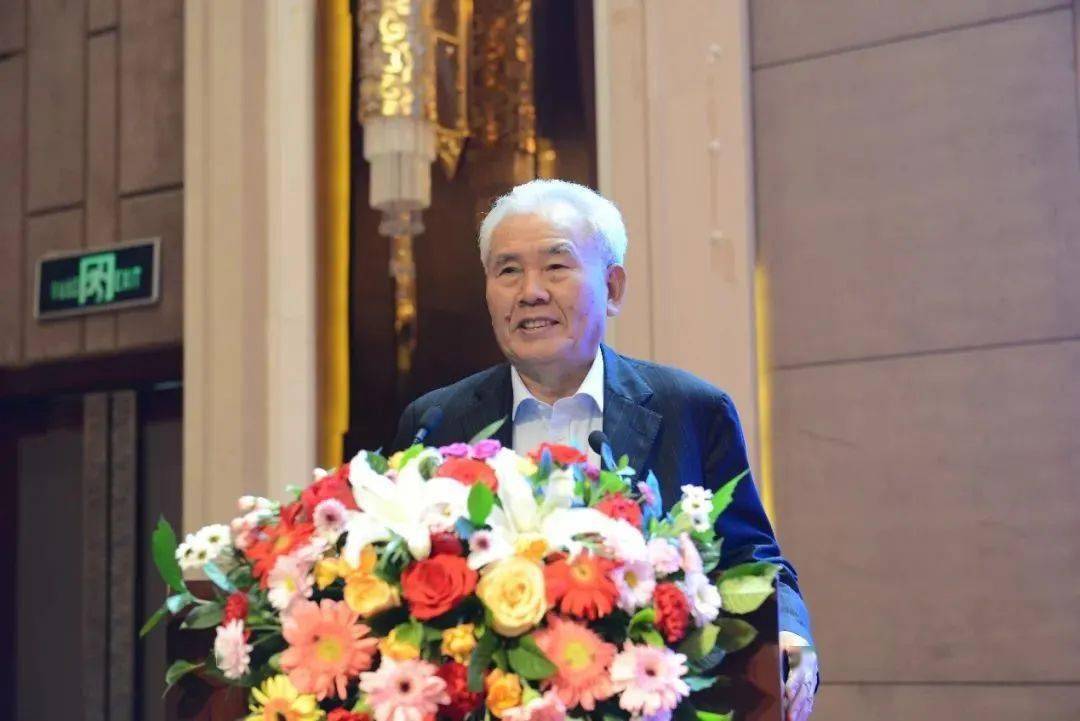 要闻播报杨海峰参加中钢协企业改革与管理工作委员会