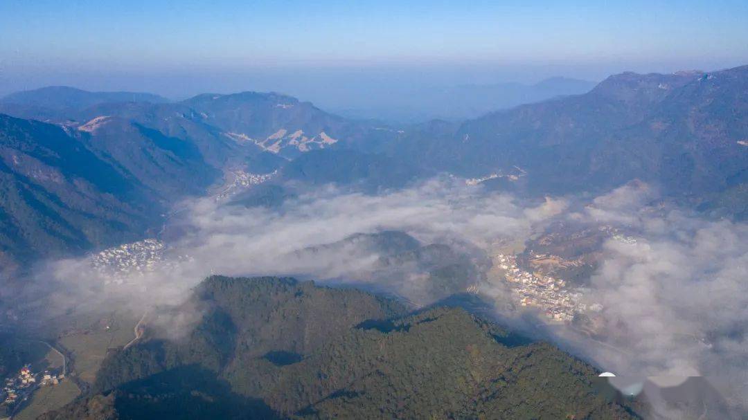 67瑞昌山野云雾缭绕 ,大地似仙境_江西省