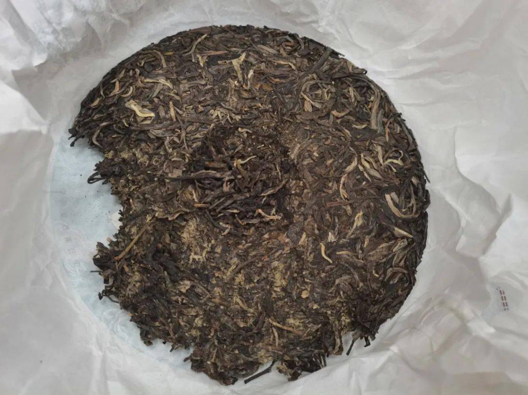 派茶2001群峰之上