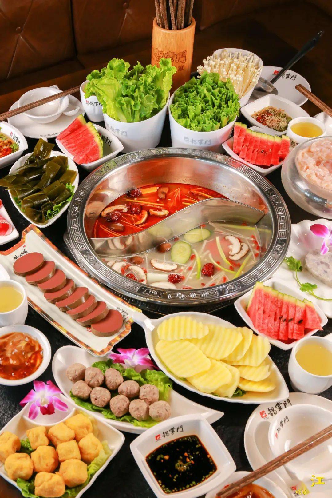 3折涮重庆火锅!食材每日"飞"到店!100 款美味纵享舌尖上的盛宴!
