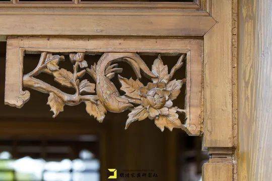 白族家具丨木雕与石心的艺术