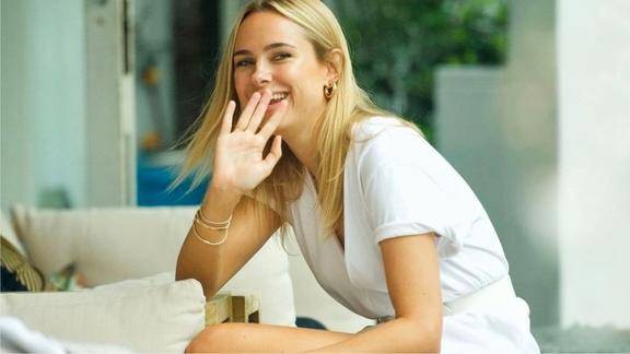 酒吧超短裙金佰利加纳烟花三月下扬州