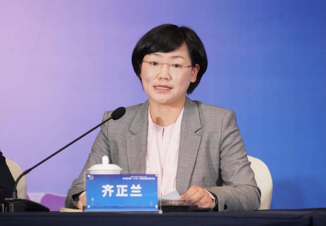 开化县副县长齐正兰开化地处浙皖赣三省七县交界处,是浙江省母亲河