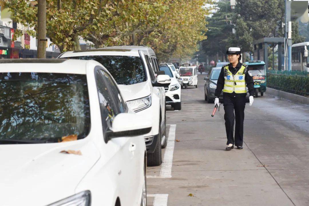 一個善舉,一次服務……這都是灌雲公安民警,輔警用文明的態度保護一座