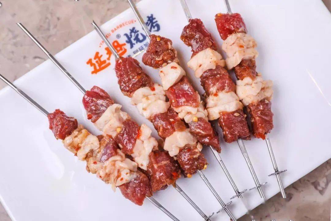 新店开业网红烧烤店延旭烧烤开业送福利圈粉大半个广德