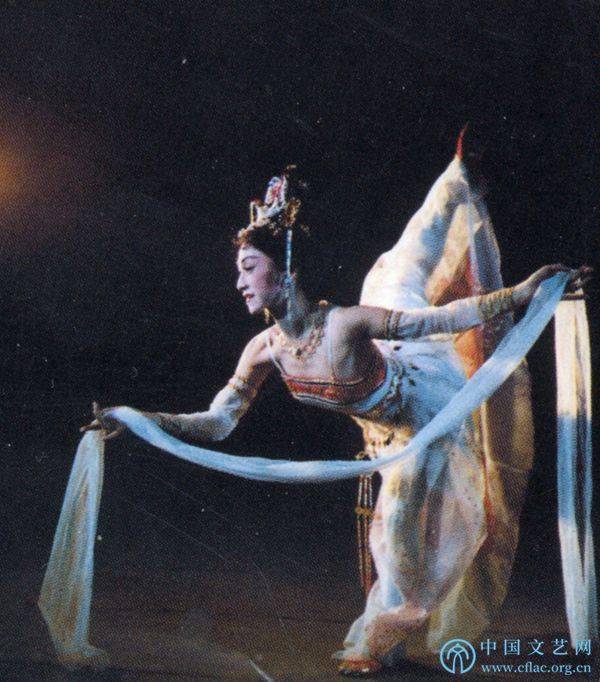 陈爱莲一生勇于创新,孜孜探求舞蹈艺术本身的突破,也是创办个人舞蹈