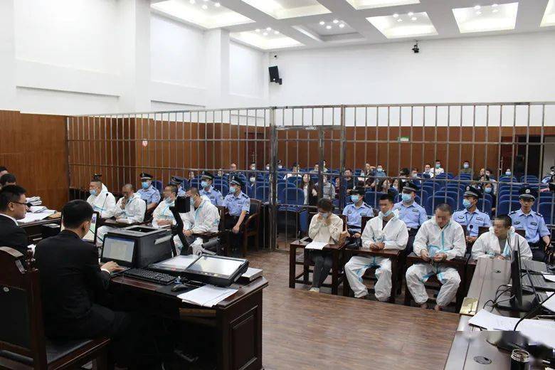 重拳2420万这群人在澄海非法吸收存款被依法公开审理