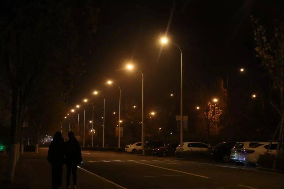 考研人#星光不问赶路人你努力坚持的样子最美不管黑夜再漫长夜路总会