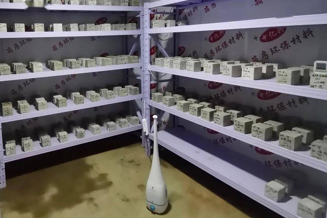 标养室▲材料封样室▲实测机器人▲智能靠尺02环境保护篇项目全面