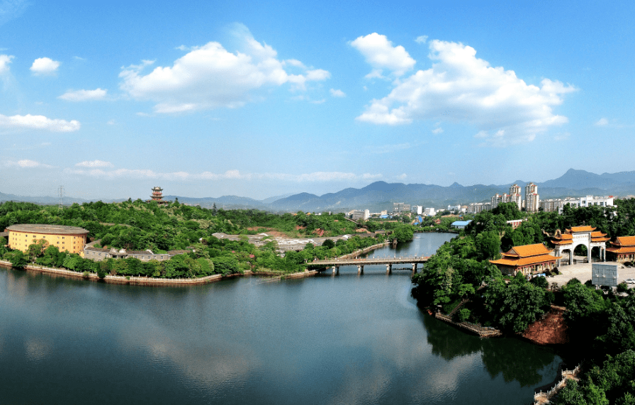 章贡文旅宋城事千人专列走进宋城章贡初心路之旅出发啦