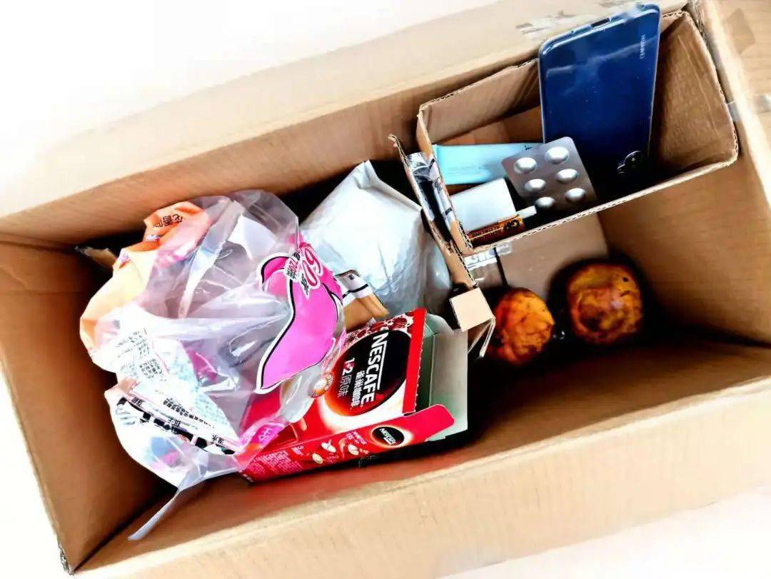 买珠不还椟,快来解锁"快递盒妙用"小技巧!_郭耀升