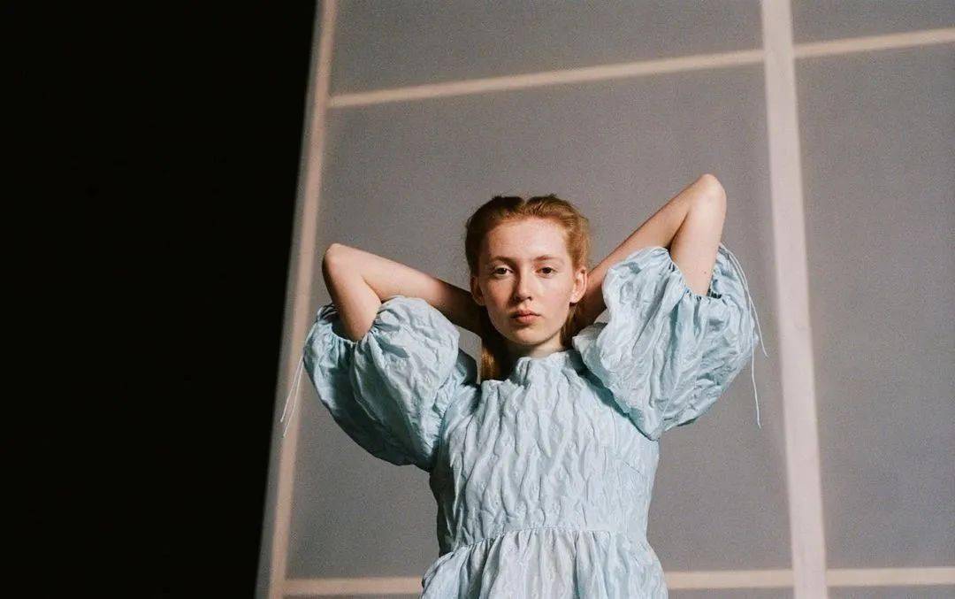 北欧童话」cecilie bahnsen:如诗如梦的丹麦少女御风而行